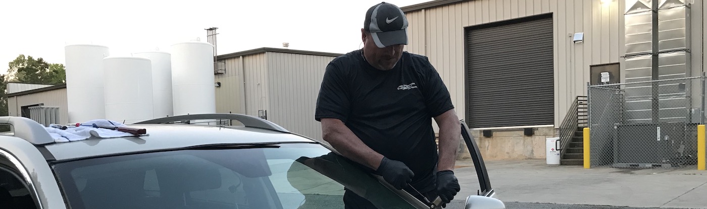 Auto Glass Repair and Replacement Experts in The Cumming, GA Area